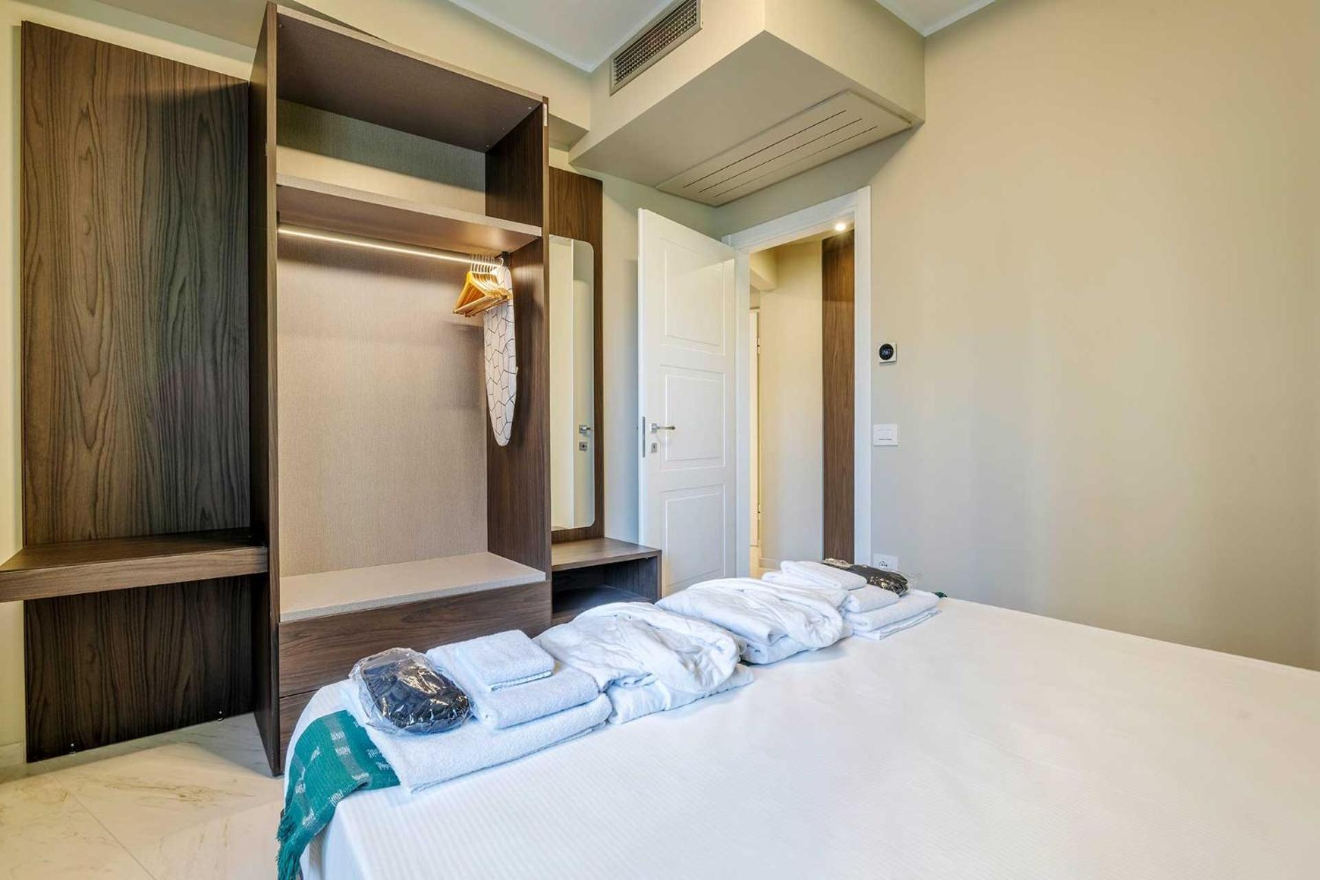 Velasca Tower Apartments Milão Exterior foto